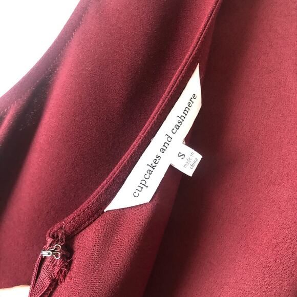 Cupcakes & Cashmere Burgundy Shift Dress Sleeveless Wine Red Purple Size Small - Picture 6 of 8
